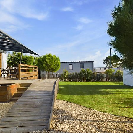 Beau Chalet Pour 4 Pers - Acces Piscine Chauffee Бретиньоль-сюр-Мер Экстерьер фото