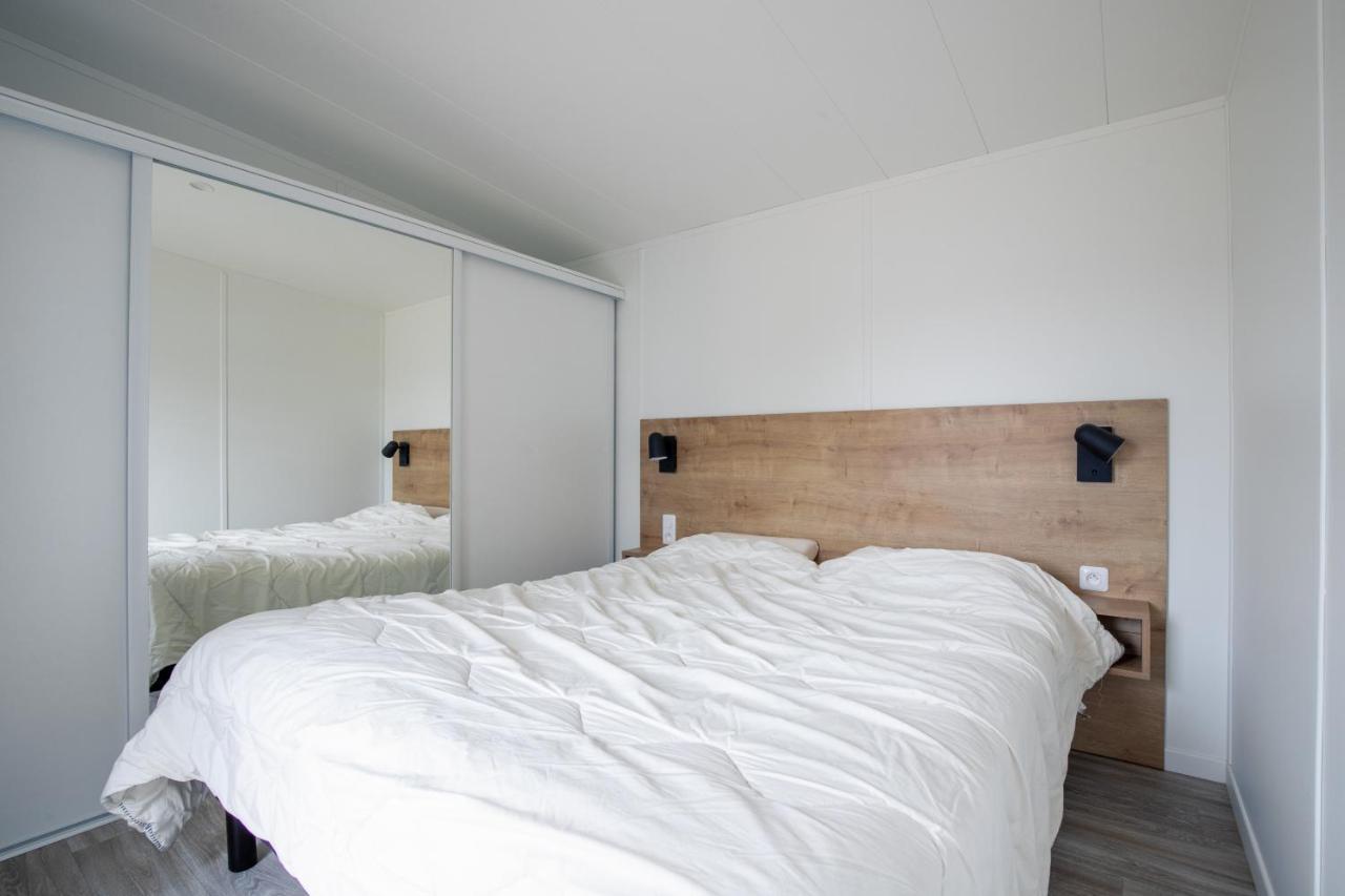 Beau Chalet Pour 4 Pers - Acces Piscine Chauffee Бретиньоль-сюр-Мер Экстерьер фото